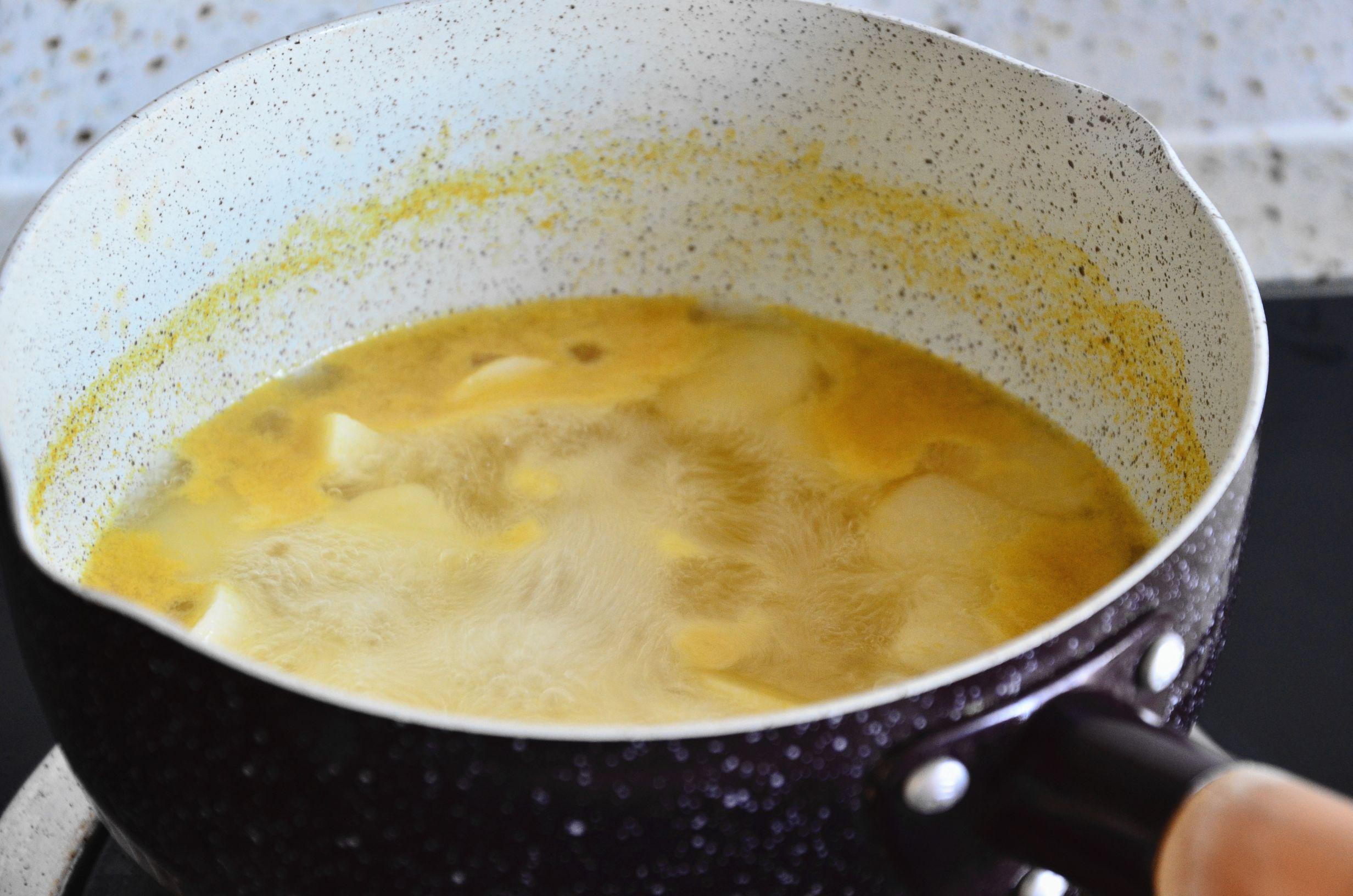 菠蘿汁燉山藥的做法-酸甜味煮菜譜-易網(wǎng)健康養(yǎng)生網(wǎng) 菠蘿汁燉山藥的做法-酸甜味煮菜譜