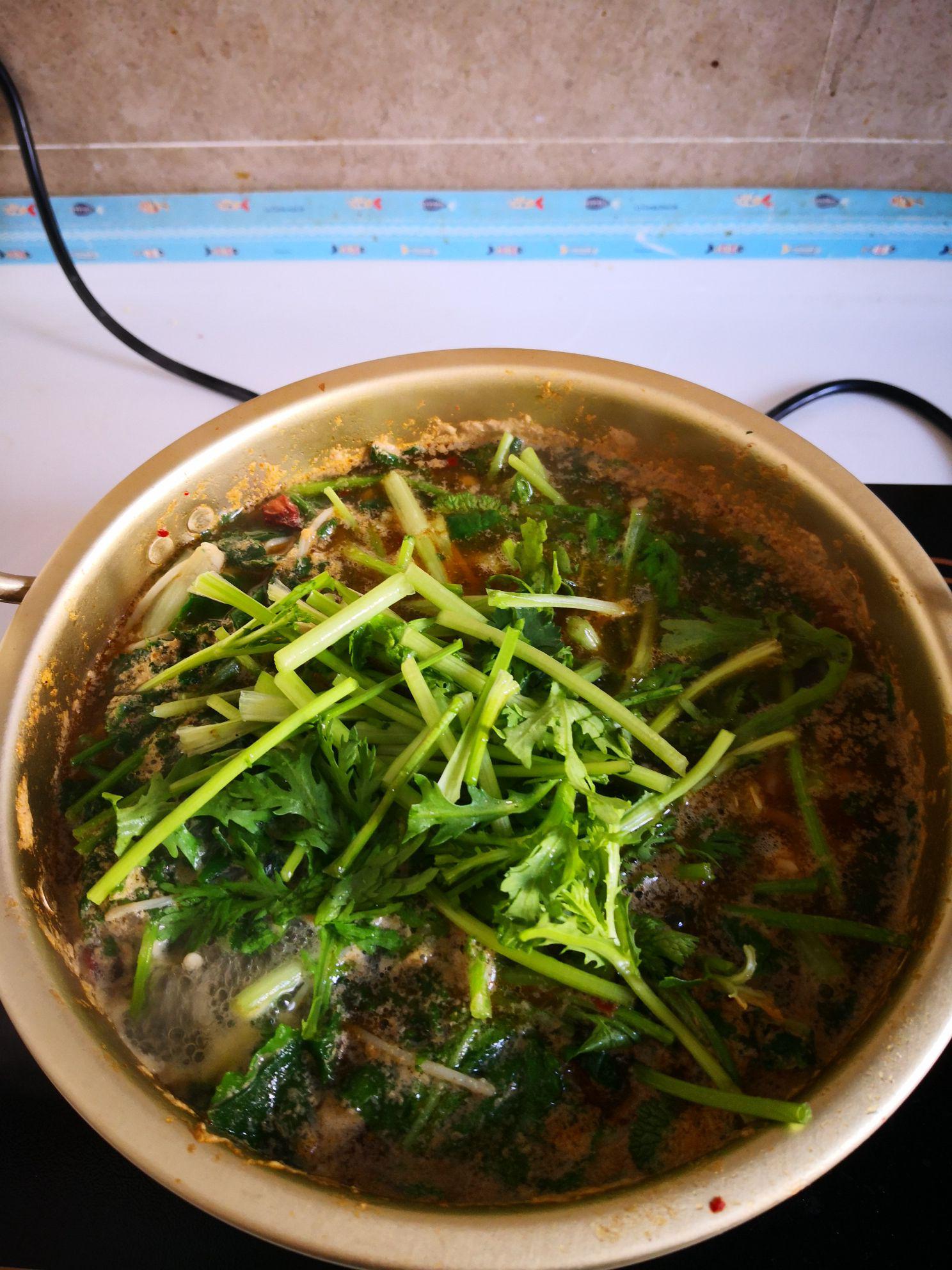 蔬菜火鍋的做法-香辣味煮菜譜-易網健康養生網 蔬菜火鍋的做法-香辣味煮菜譜