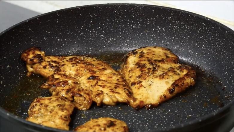 #冬至大如年#香煎雞脯的做法-咸鮮味煎菜譜-易網健康養生網 #冬至大如年#香煎雞脯的做法-咸鮮味煎菜譜