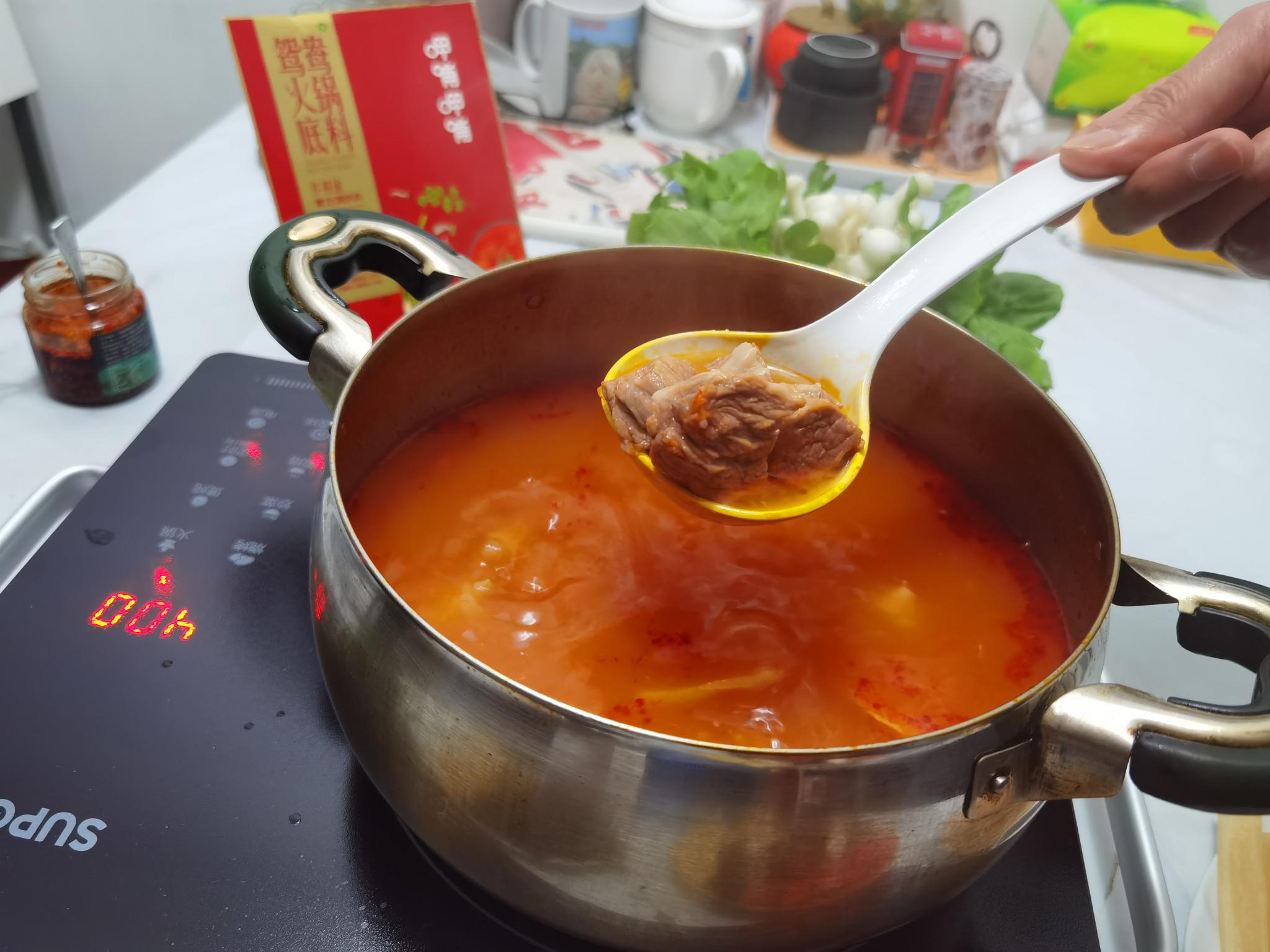 番茄牛腩涮涮鍋，冬天吃再適合不過了的做法-茄汁味煮菜譜