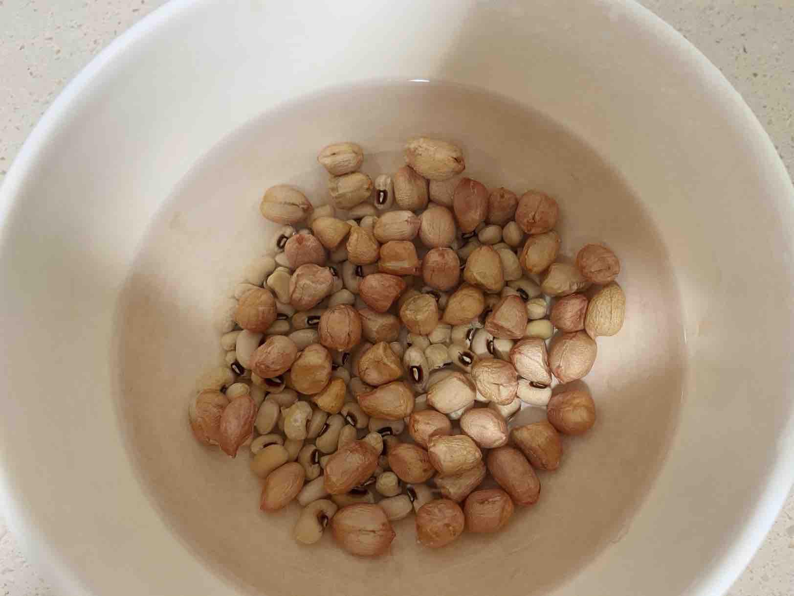 章魚龍骨煲節(jié)瓜的做法-咸鮮味煲菜譜