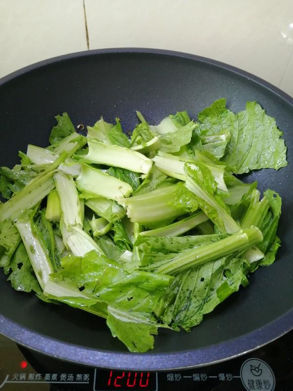 簡簡單單也不失美味~~臘肉炒芥菜的做法-家常味炒菜譜