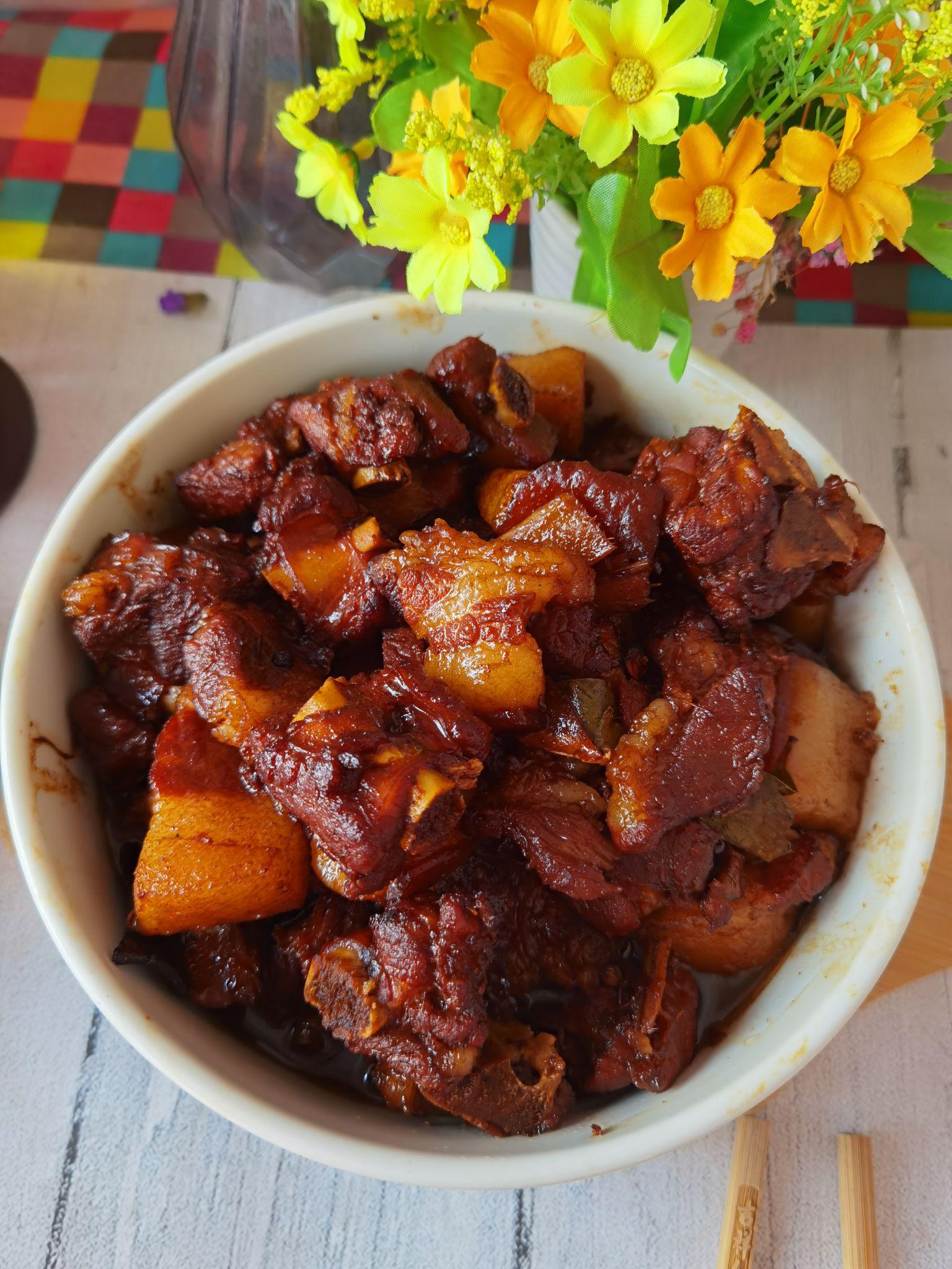 紅燒排骨五花肉的做法-咸鮮味燒菜譜