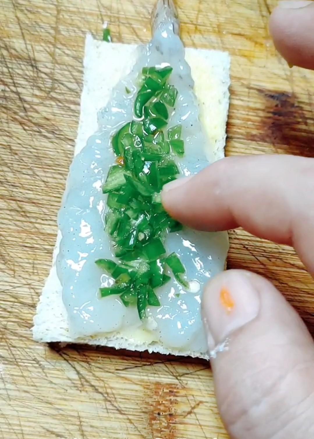 三彩大蝦的做法-家常味炸菜譜