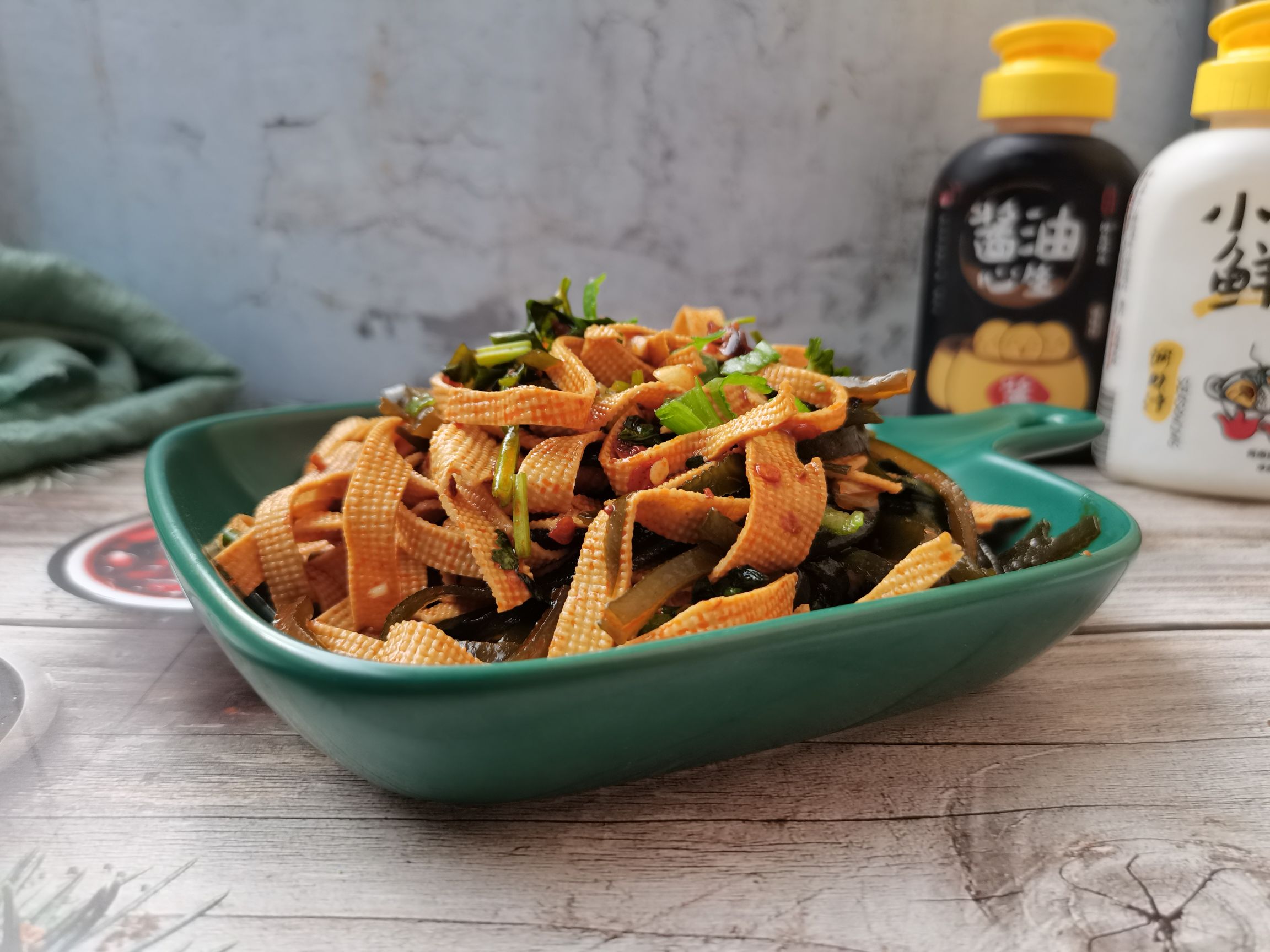 千張拌海帶絲的做法-家常味拌菜譜