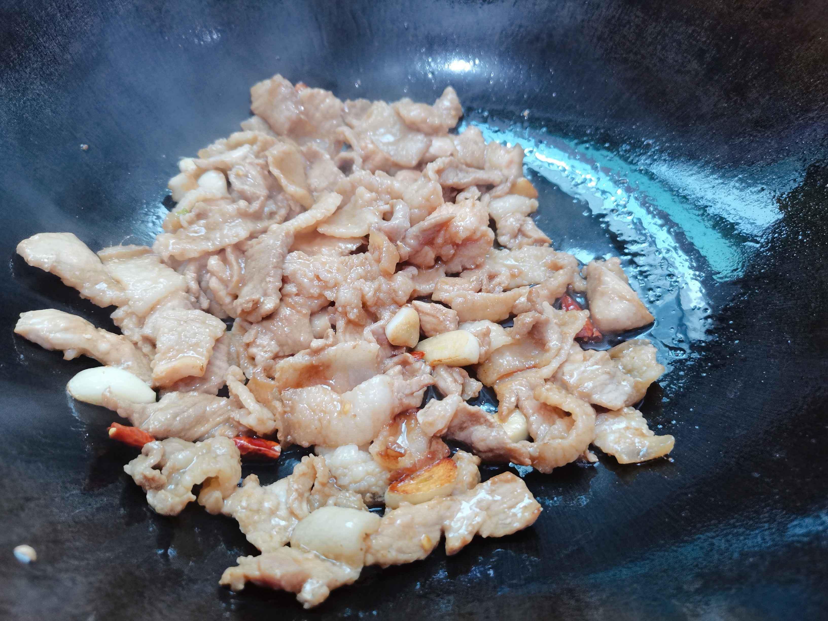 兒菜炒肉片的做法-家常味炒菜譜