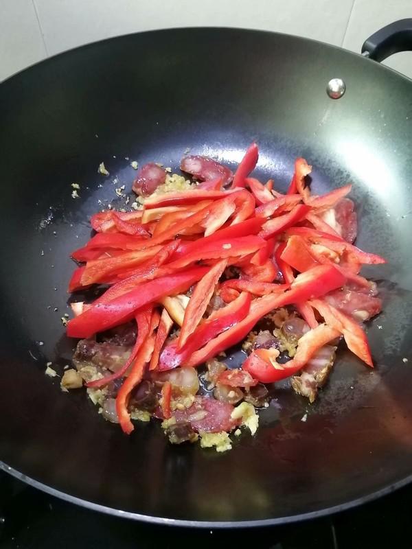 簡簡單單也不失美味~~臘味炒西蘭花的做法-家常味炒菜譜