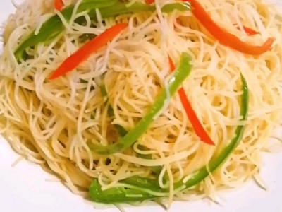 辣椒炒米粉的做法-家常味炒菜譜