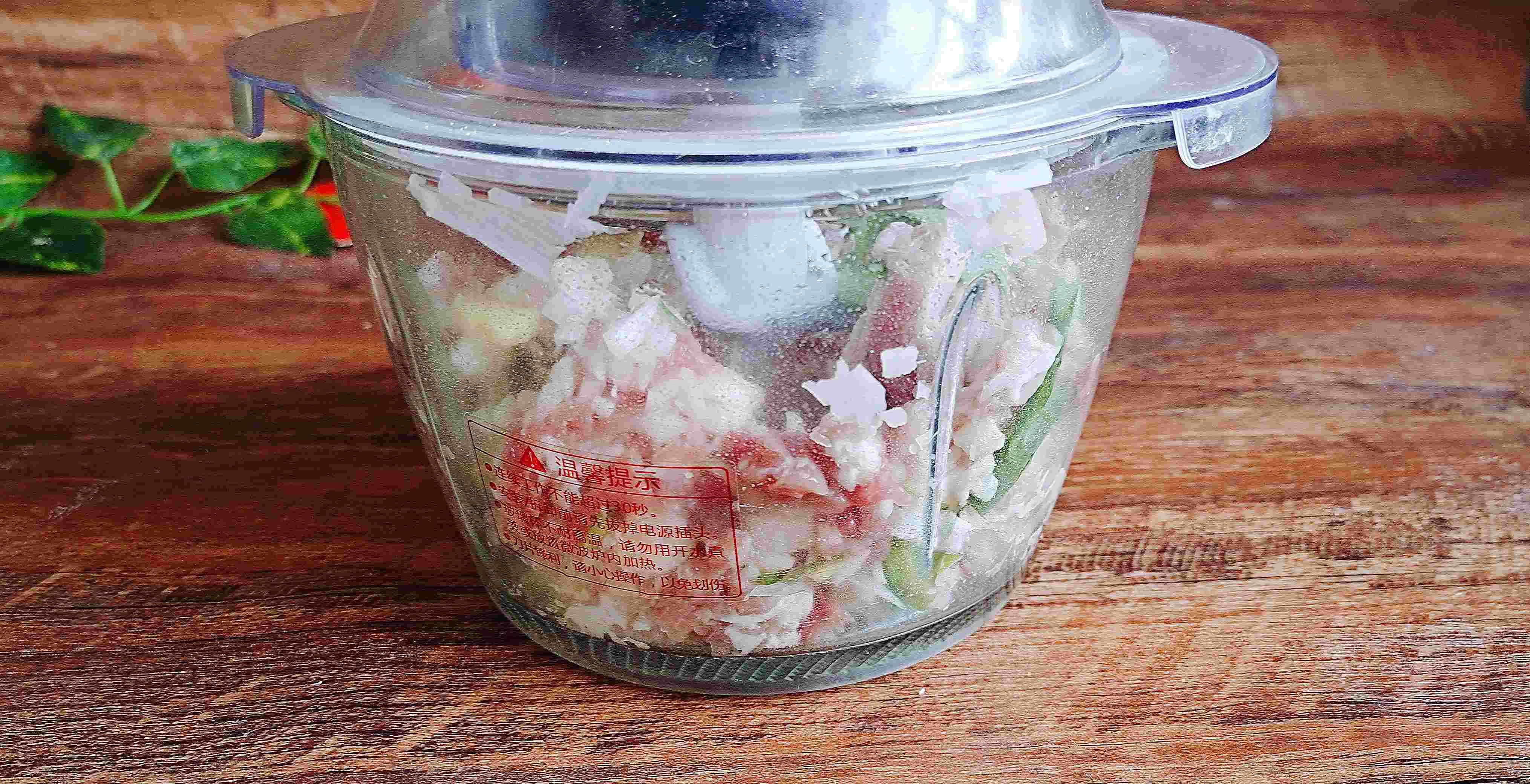 學(xué)會花樣肉圓做法，春節(jié)餐桌讓你倍有面兒~糖醋鴛鴦蛋的做法-酸甜味蒸菜譜