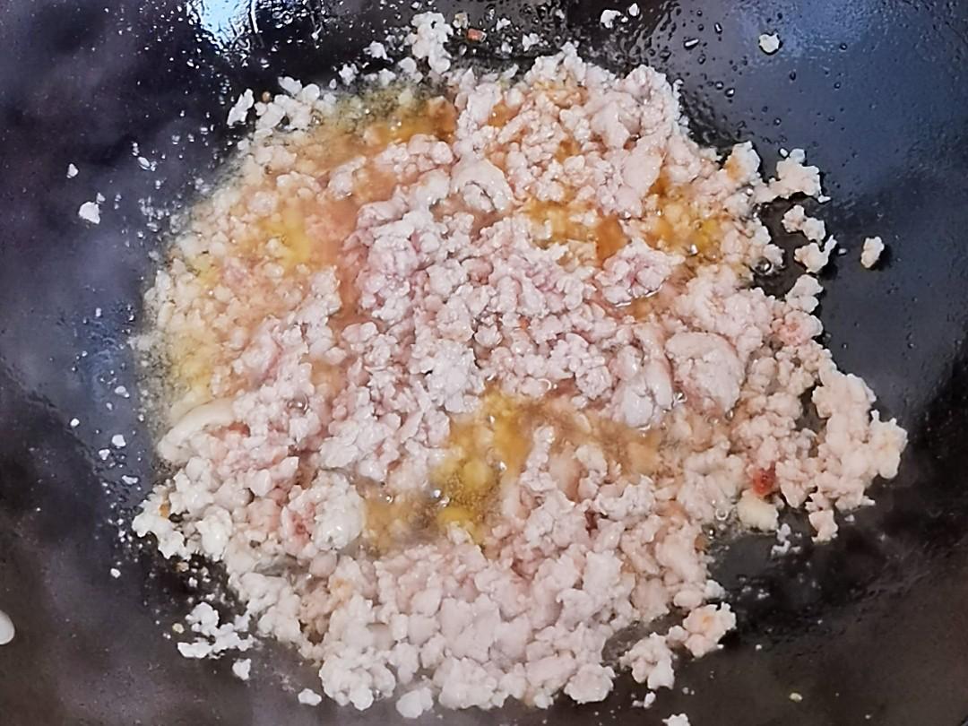 百搭萬能香菇肉醬－1勺醬拌面又拌飯，多吃兩三碗，不是窮是太好吃的做法-咸鮮味炒菜譜