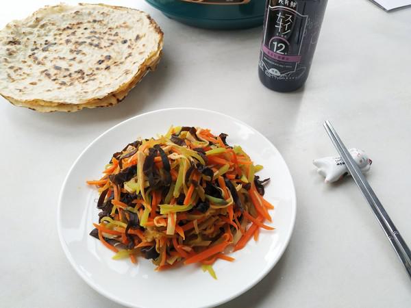 清炒春意繽紛彩蔬的做法-咸鮮味炒菜譜-易網健康養生網 清炒春意繽紛彩蔬的做法-咸鮮味炒菜譜