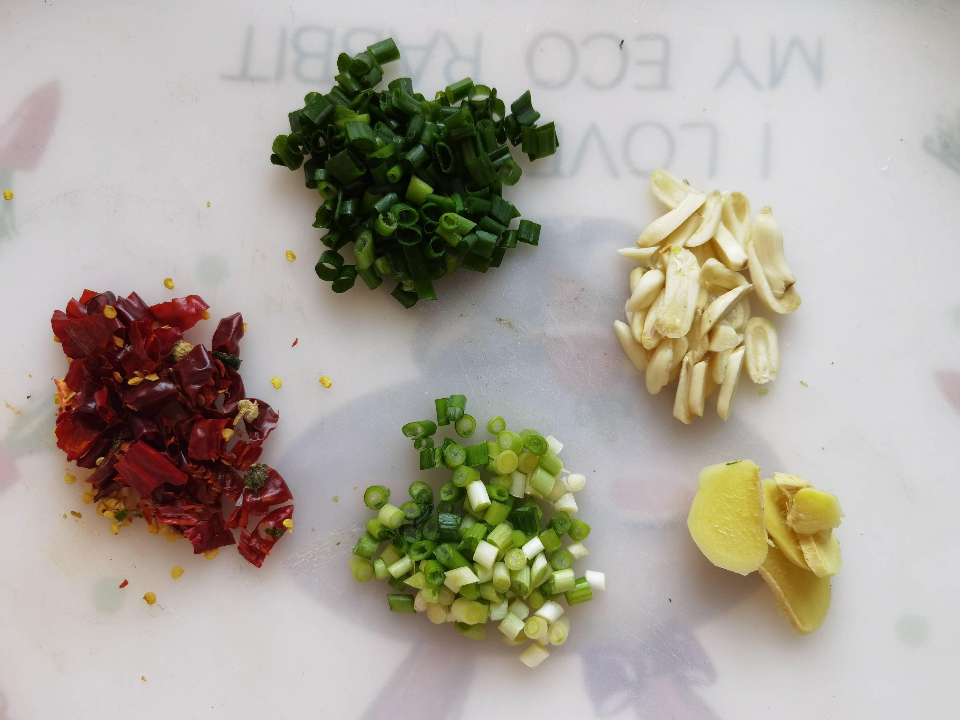 鮮香麻辣的香辣蛤蜊，趕緊來(lái)一份的做法-香辣味炒菜譜