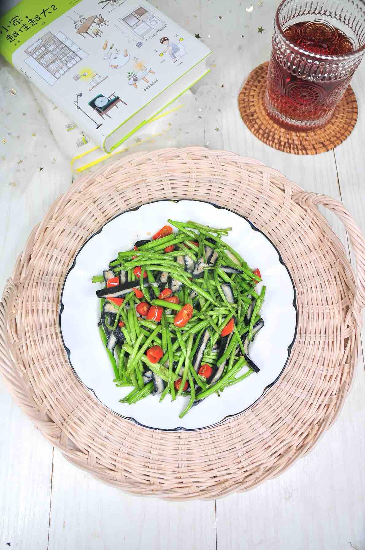 蘆蒿炒臭干的做法-其它口味炒菜譜