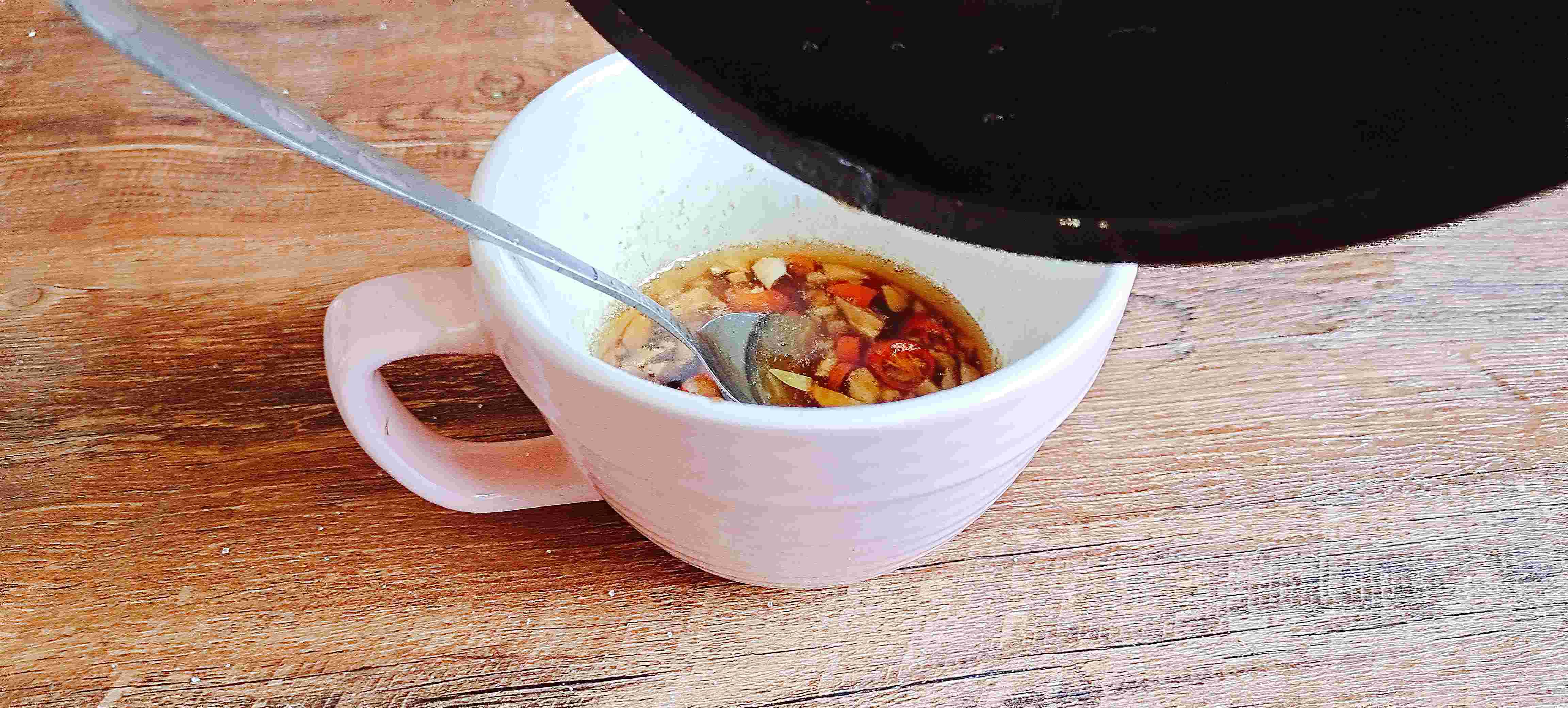 年夜餐桌一道爽口小拌菜…澆汁變蛋西藍花的做法-咸鮮味拌菜譜