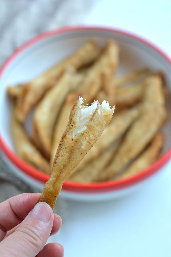 油炸沙丁魚的做法-咸鮮味炸菜譜