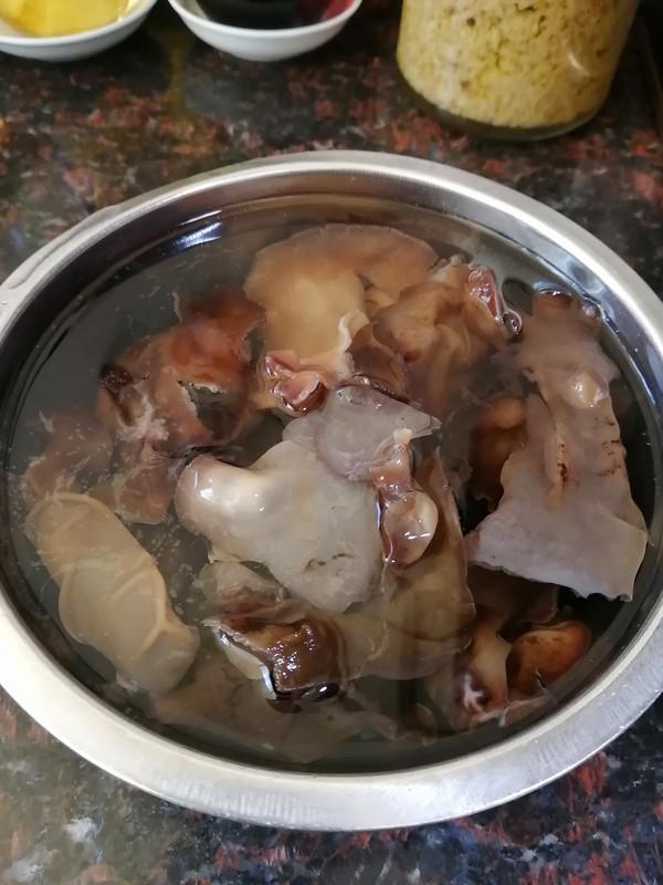 簡(jiǎn)簡(jiǎn)單單也不失美味~~木耳炒肉絲的做法-家常味炒菜譜