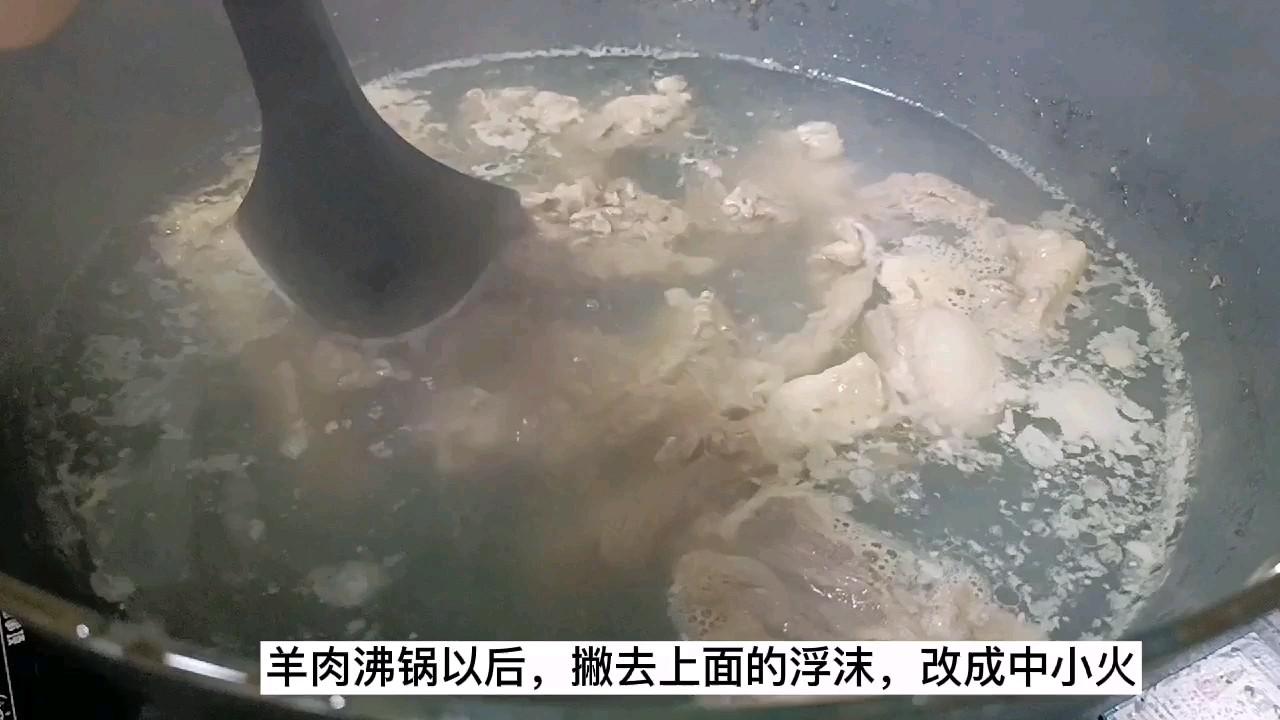 我燉羊排從來不放鹽，蘸著椒鹽吃它不香嗎？的做法-咸鮮味煮菜譜