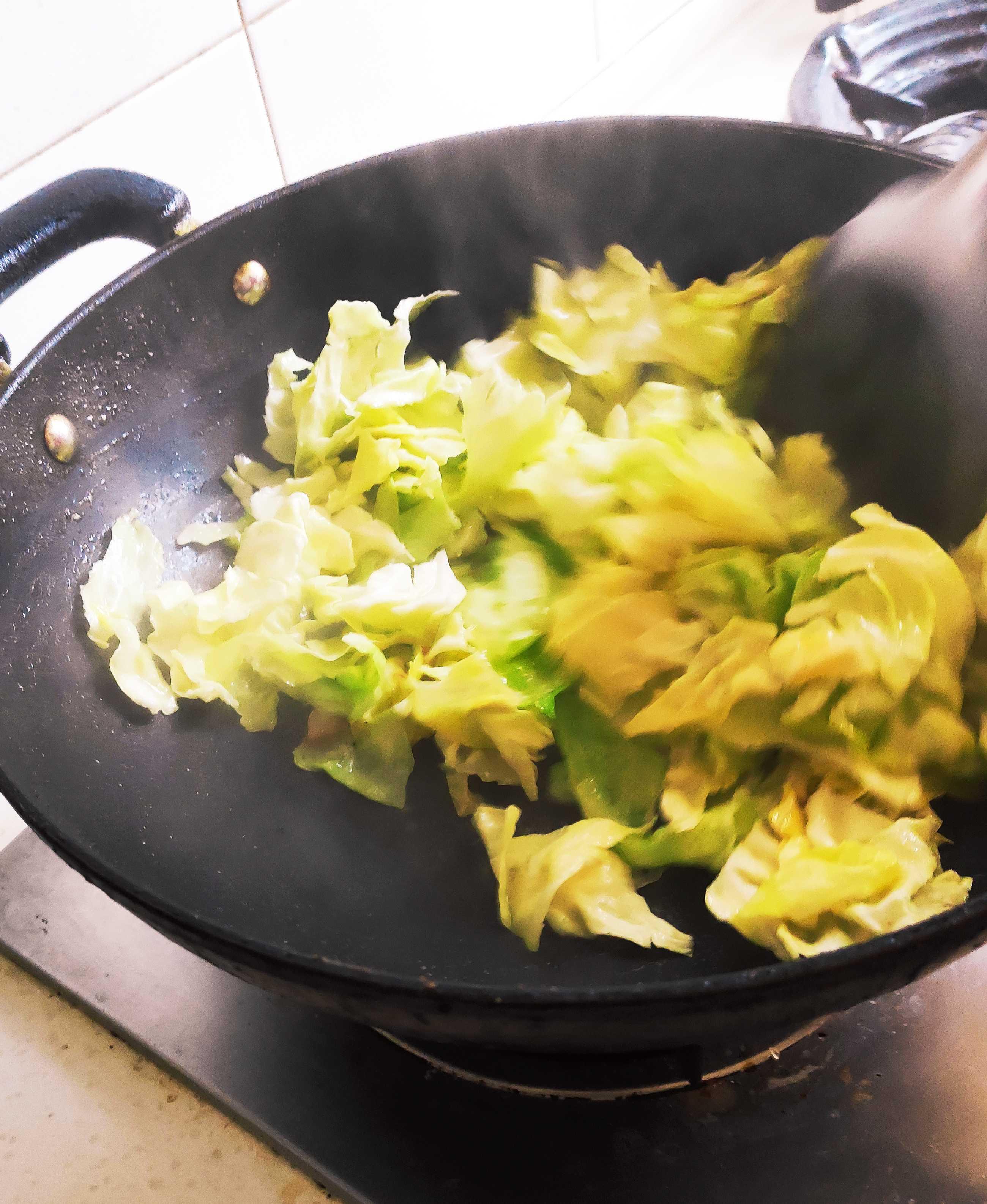 最好的下飯神菜~~~手撕包菜的做法-家常味炒菜譜