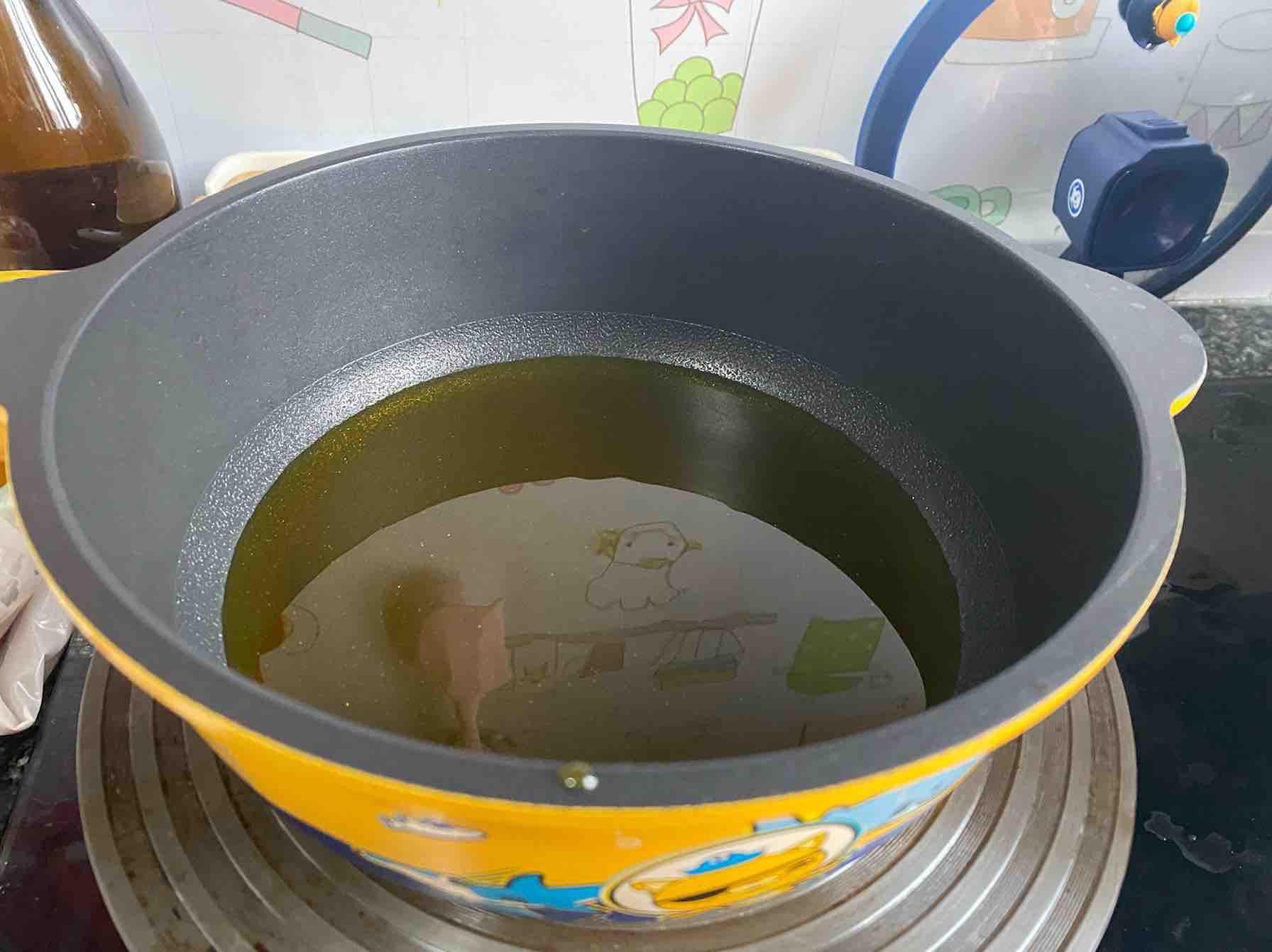 麻辣干鍋翅中蝦的做法-麻辣味燒菜譜