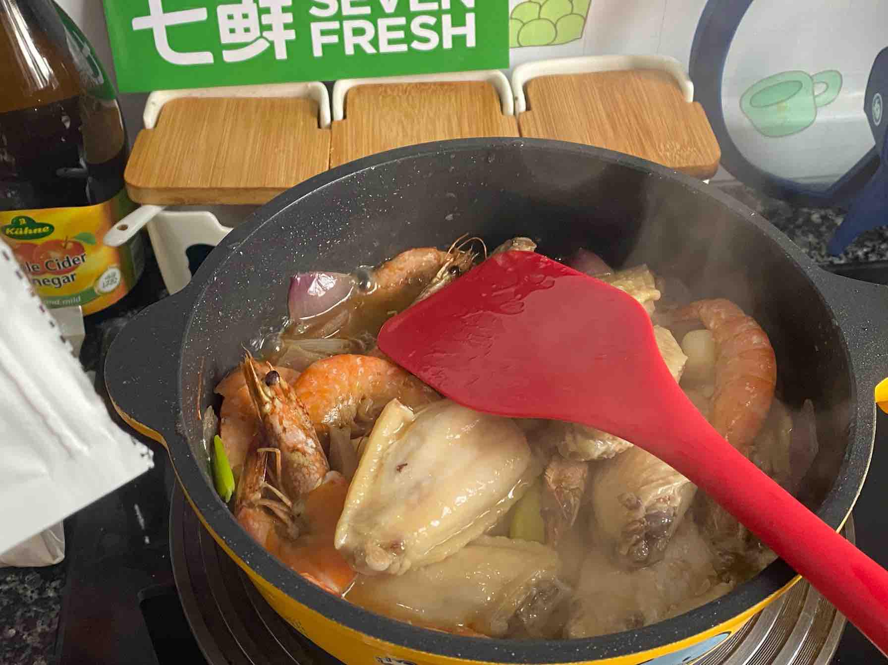 麻辣干鍋翅中蝦的做法-麻辣味燒菜譜