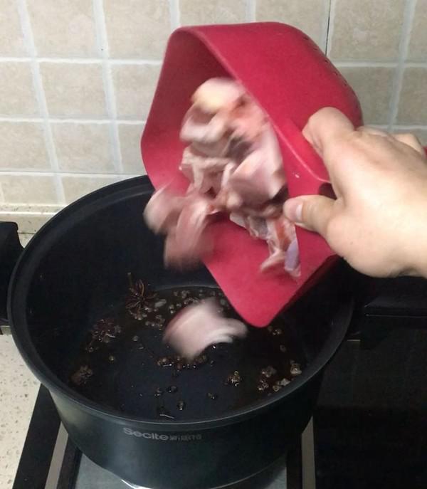 番茄牛腩鍋的做法-酸甜味燉菜譜