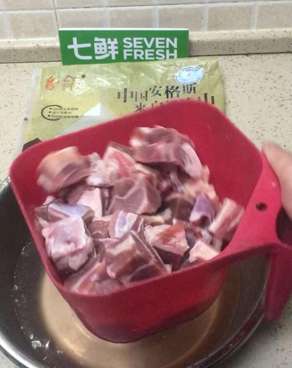 烤牛腩串的做法-咸鮮味烤菜譜-易網<a href=http://www.logojc.com/ target=_blank class=infotextkey>健康養生</a>網 烤牛腩串的做法-咸鮮味烤菜譜