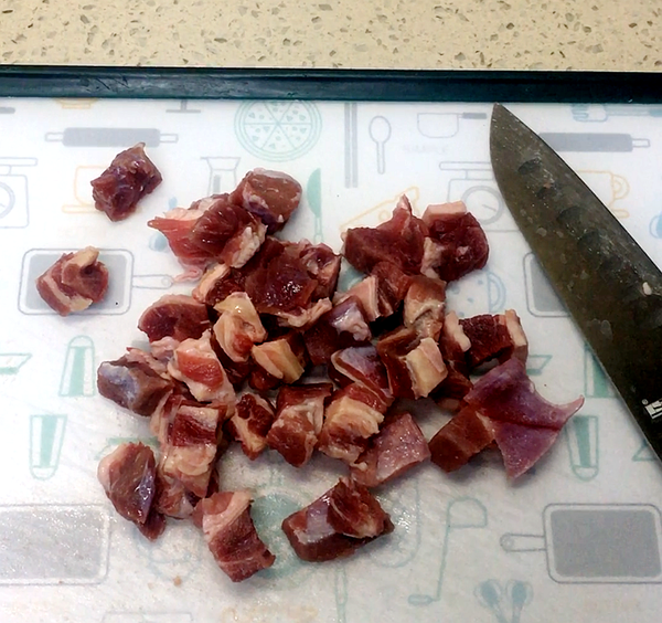 烤牛腩串的做法-咸鮮味烤菜譜-易網健康養生網 烤牛腩串的做法-咸鮮味烤菜譜