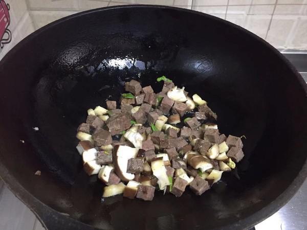 四喜豆腐包的做法-咸鮮味蒸菜譜