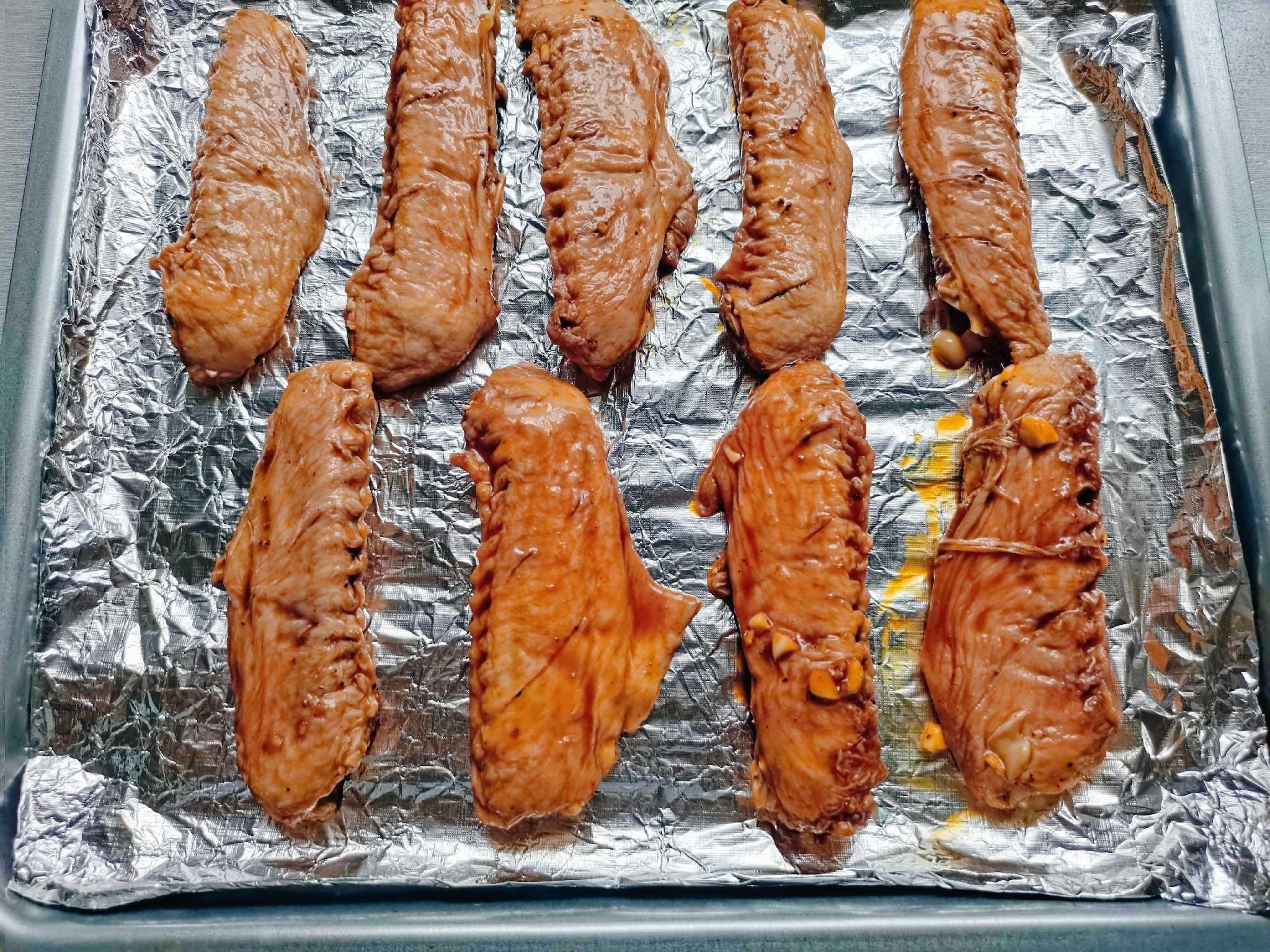 香烤鴨翅的做法-蒜香味烤菜譜-易網健康養生網 香烤鴨翅的做法-蒜香味烤菜譜