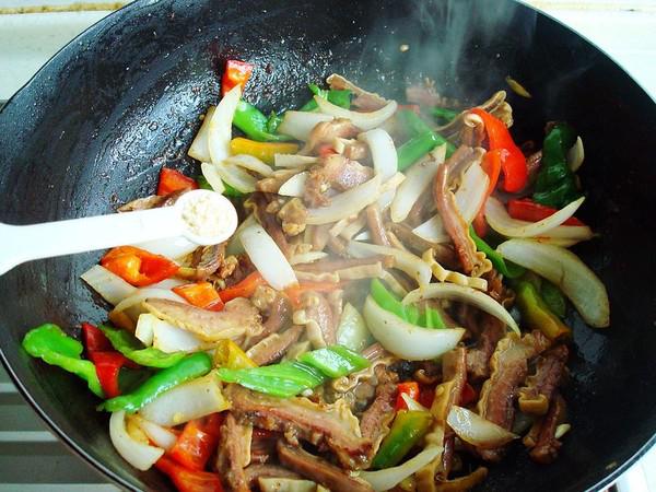 爆炒牛腸的做法-香辣味炒菜譜