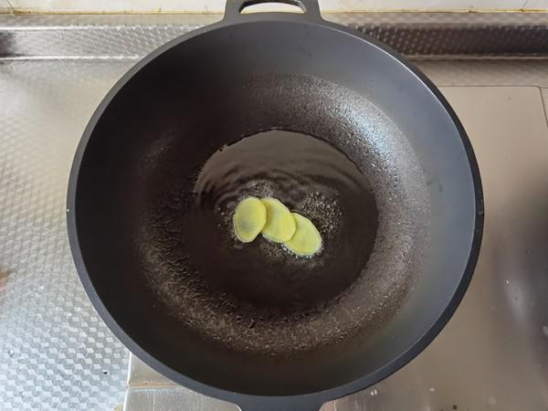 爽脆胡蘿卜山藥炒木耳的做法-咸鮮味炒菜譜