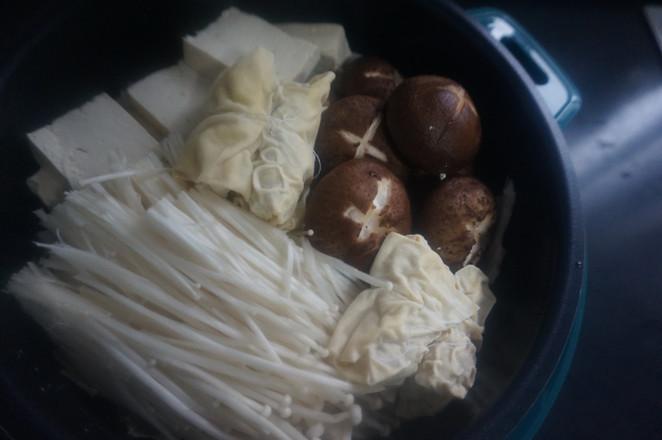 除夕餐桌上最后一道菜品——全家福，有它就圓滿了的做法-咸鮮味煮菜譜