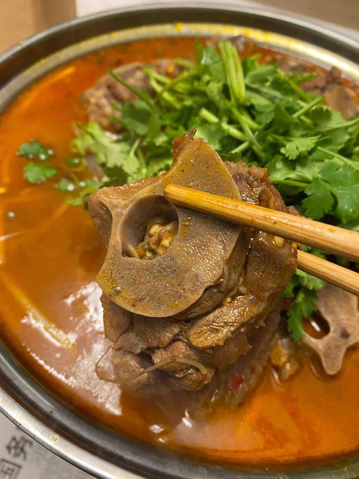 羊骨肉鍋仔的做法-麻辣味燉菜譜