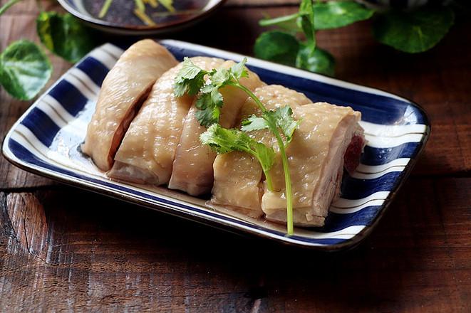 白切雞放點它，清香不油膩，肉質(zhì)嫩滑好吃，方法很簡單的做法-家常味煮菜譜