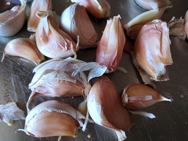 臘八蒜的做法-酸甜味腌菜譜-易網<a href=http://www.logojc.com/ target=_blank class=infotextkey>健康養生</a>網 臘八蒜的做法-酸甜味腌菜譜