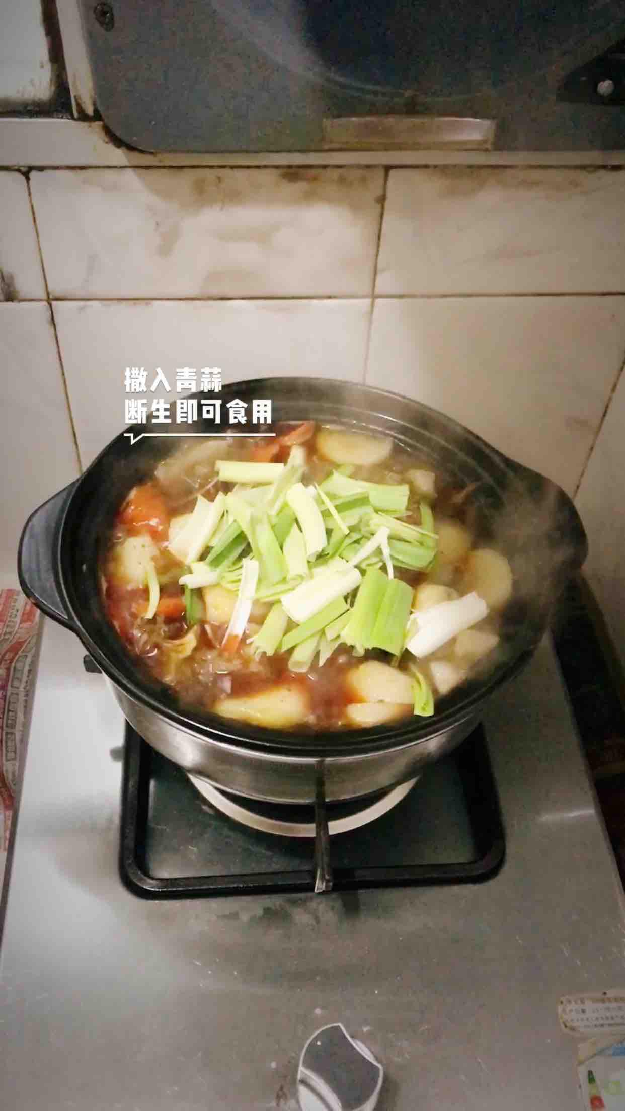 砂鍋燉牛腩的做法-香辣味燉菜譜-易網(wǎng)健康養(yǎng)生網(wǎng) 砂鍋燉牛腩的做法-香辣味燉菜譜