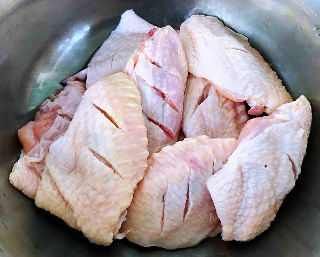 土豆胡蘿卜燉雞翅的做法-咸鮮味燉菜譜