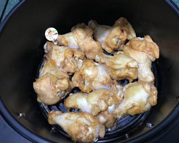 奧爾良烤雞翅根的做法-香辣味烤菜譜