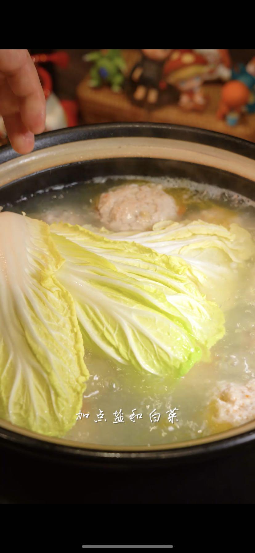 獅子頭這么做，鮮得下巴都脫臼的做法-咸鮮味燉菜譜