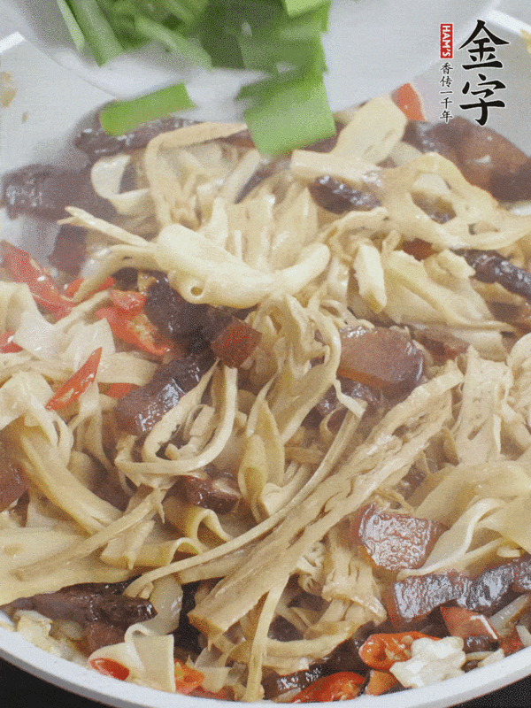 醬油肉干煸糯米筍的做法-香辣味炒菜譜