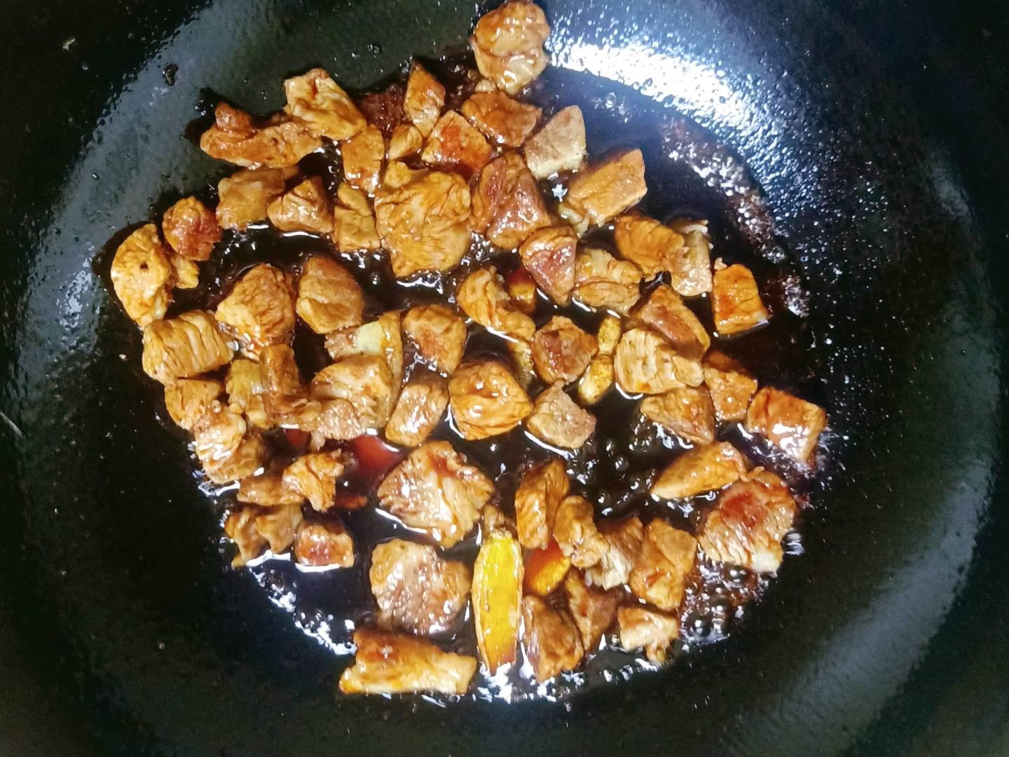 蜜汁紅燒肉的做法-甜味炒菜譜