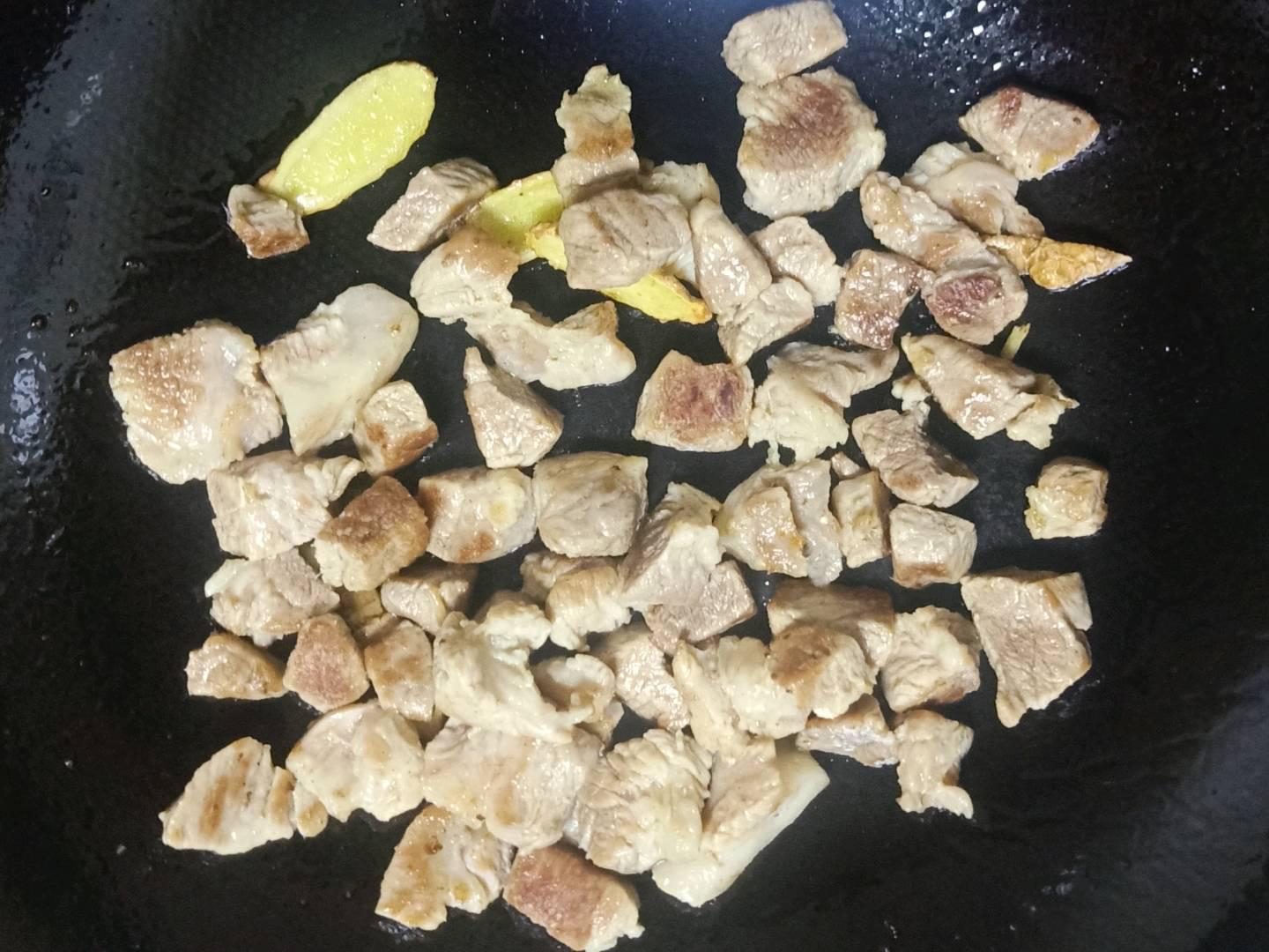 蜜汁紅燒肉的做法-甜味炒菜譜