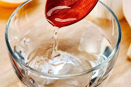 白醋洗臉的正確方法，食醋美容不傷膚的技巧