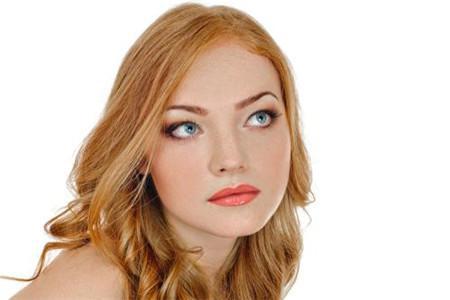 睡前給肌膚保濕護(hù)理的機(jī)會(huì)，夜間護(hù)膚步驟關(guān)鍵性強(qiáng)