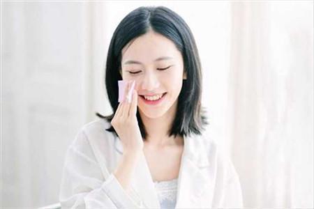 敏感肌有什么特征 什么原因造成敏感肌