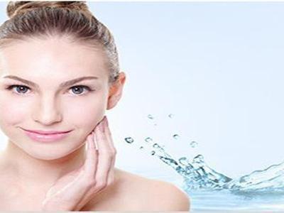 抬頭紋顯老把你顏值拉低，五個有效改善抬頭紋的方法