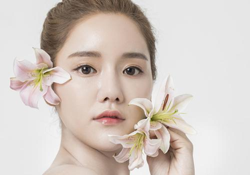 秋季如何快速美白？學(xué)會這些妙招白成一道光！