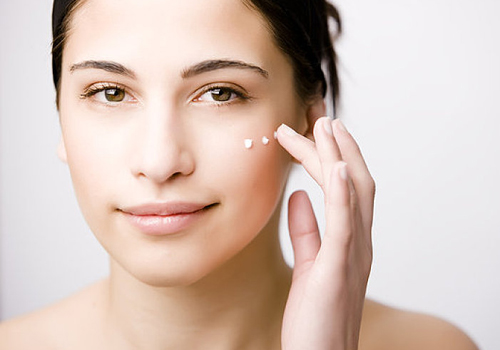 油性皮膚怎么改善?不妨從這4點入手-易網健康養生網 油性皮膚怎么改善?不妨從這4點入手