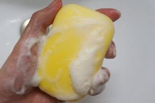 除螨皂可以洗臉嗎?用除螨皂還用洗面奶嗎?