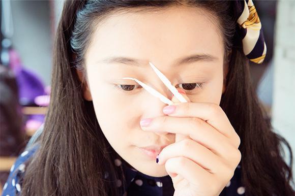 雙眼皮貼久了眼皮松弛怎么辦?有哪些小妙招可以緩解?-易網健康<a href=http://www.logojc.com/jkys/ target=_blank class=infotextkey>養生</a>網 雙眼皮貼久了眼皮松弛怎么辦?有哪些小妙招可以緩解?